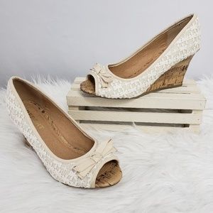 Report Shoes - Report White Eyelet Peep Toe Cork Wedges Report Shoes - Report White Eyelet Peep Toe Cork Wedges